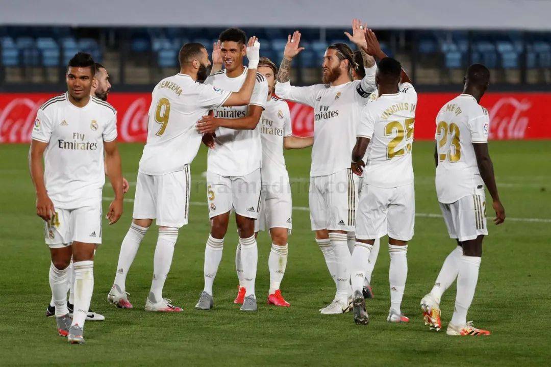 马卡畅想梅西回归巴萨可能性：年龄不是问题，可踢伪9或前腰