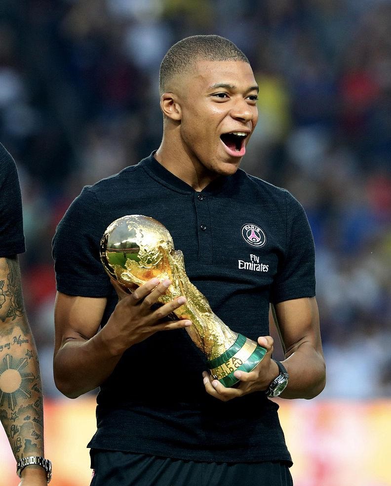 ATP年终总决赛：随着德米纳尔2-0，保留晋级希望，阿卡未战已出线