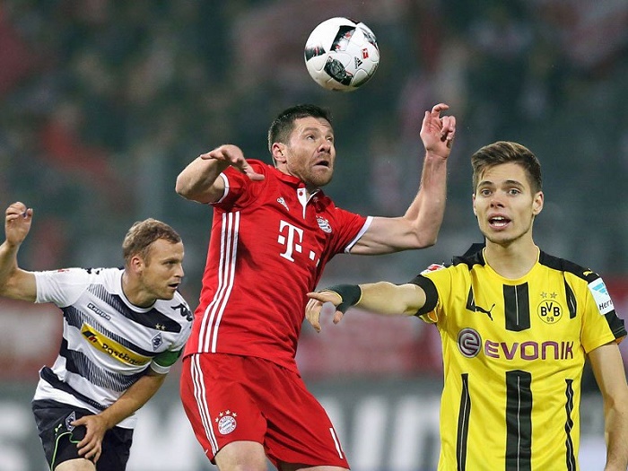 莫雷托：四五家英超中游俱乐部想引进埃永，还有一家有机会踢欧冠（莫雷托：多支英超中游球队追逐埃永，另有一队有望出战欧冠）